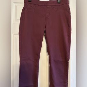 Levi’s signature gold Maroon pull on skinny jeans 12L